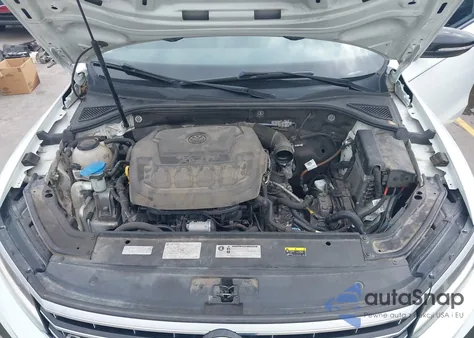 2018 Volkswagen Passat 2.0T R-Line/2.0T S из США, поврежденный, VIN 1VWAA7A30JC015825